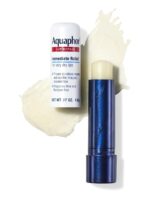 Lip Repair Stick with Jojoba Oil and Shea Butter - Image 2